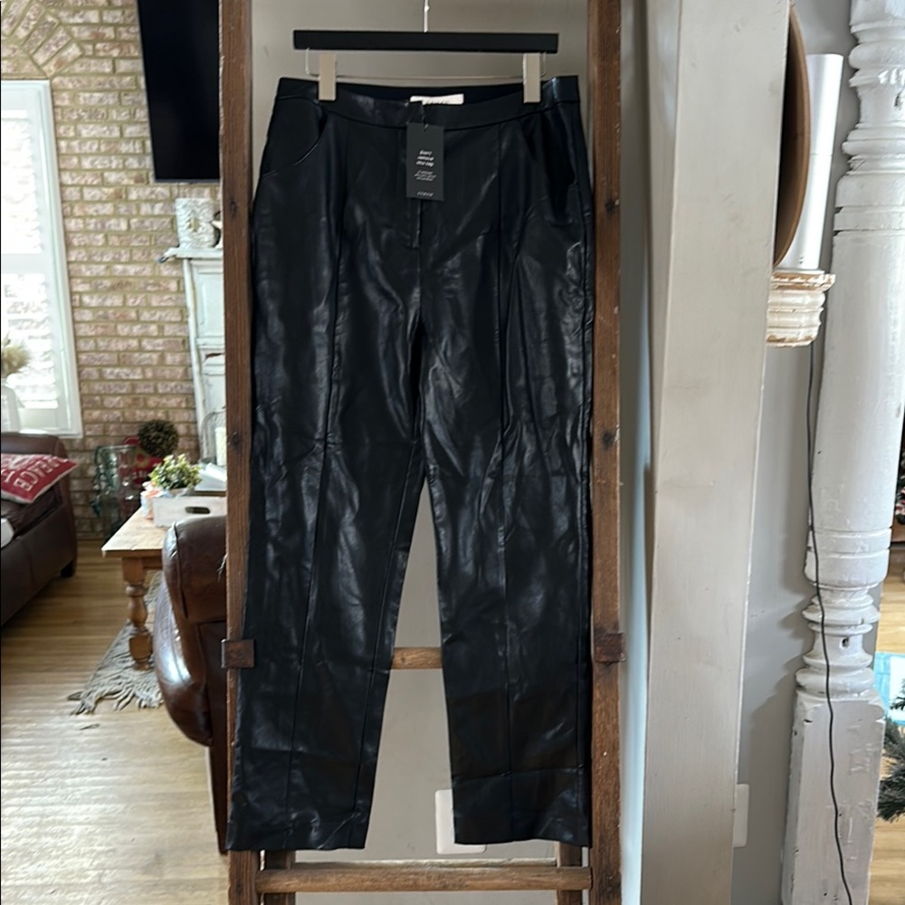 VEILED New York VEGAN FAUX LEATHER STRAIGHT LEG TROUSERS BLACK 12 REGULAR NEW
